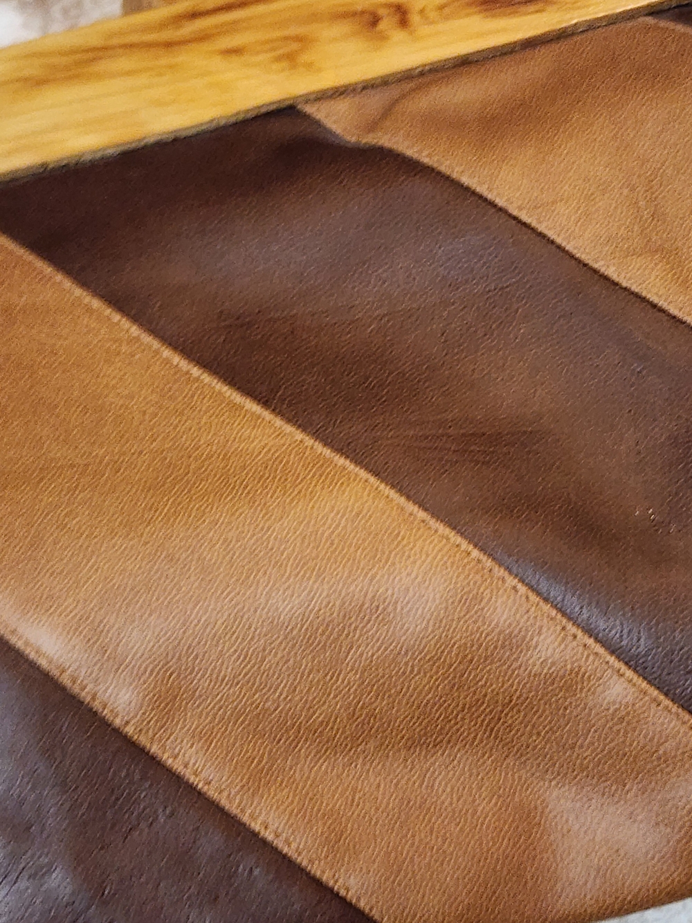 Vintage 1980s LECY Genuine Leather Clutch Purse Wood Frame Brown Tan Geometric - Picture 9 of 10
